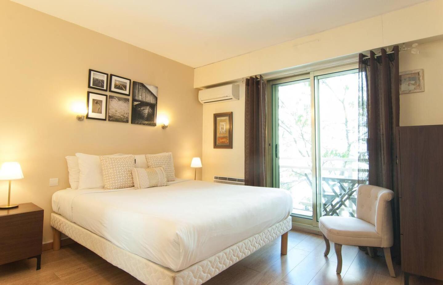 Elegant Apt W/2 Terraces/Mins To Beach & Shops Antibes Eksteriør billede